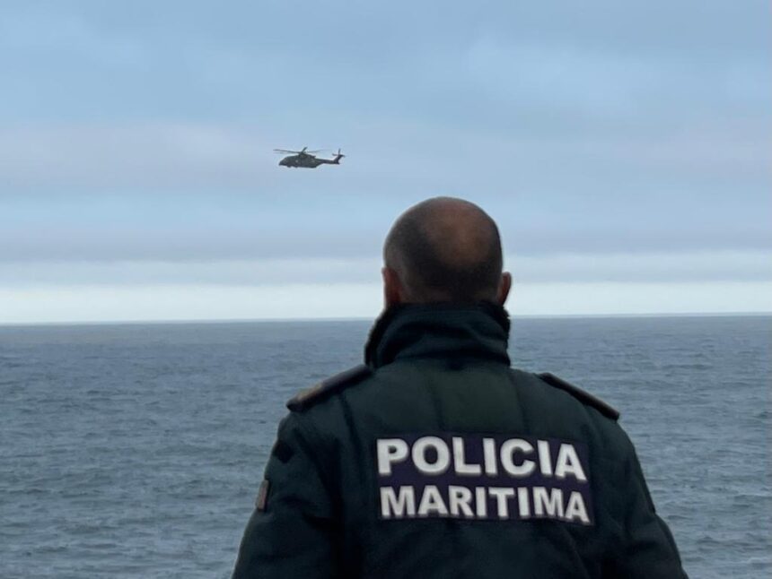 buscas helicoptero minho mar