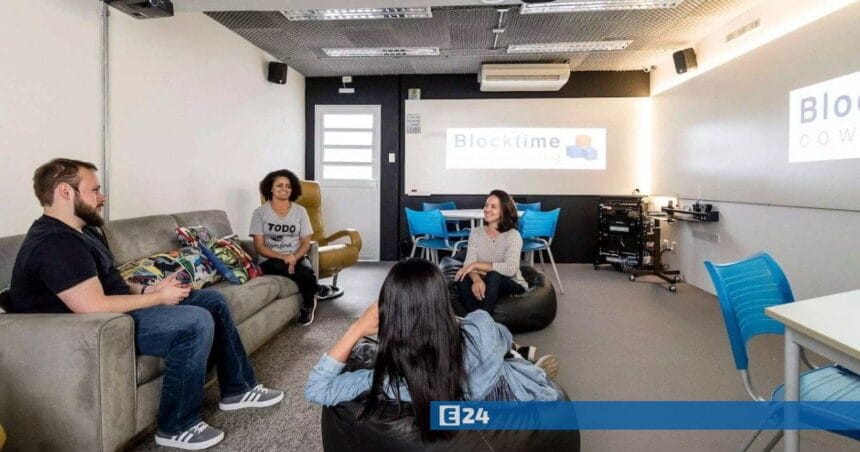 Benefícios de usar um espaço de coworking para o seu negócio cowoorking 1 FocusFillWzEyMDAsNjMwLCJ5Iiw4NF0 WaterMarkW251bGxd