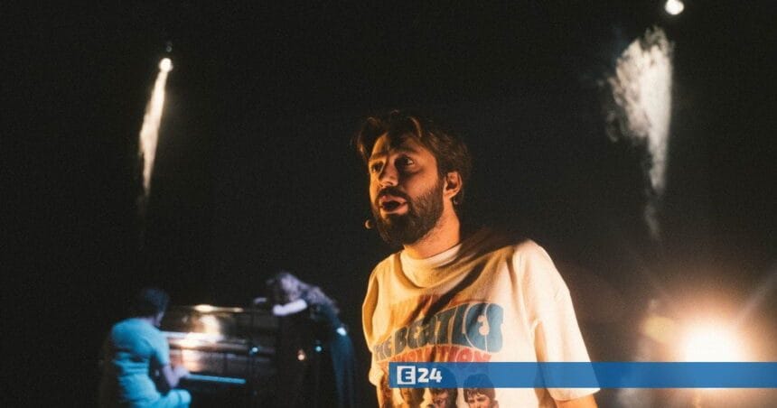 Setenta editoras, Agualusa e Salvador Sobral na Feira do Livro de Barcelos salvador FocusFillWzEyMDAsNjMwLCJ5Iiw4NV0 WaterMarkW251bGxd