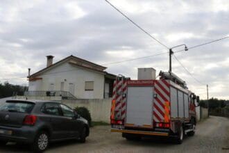 E24 incendio cristelo 1 FocusFillWzczNiw0MTQsInkiLDM4XQ