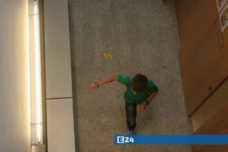 dedos amputado escolas ranking telemoveis violencia esposende