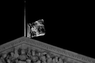 portugal BW 1 FocusFillWzczNiw0MTQsIngiLDld