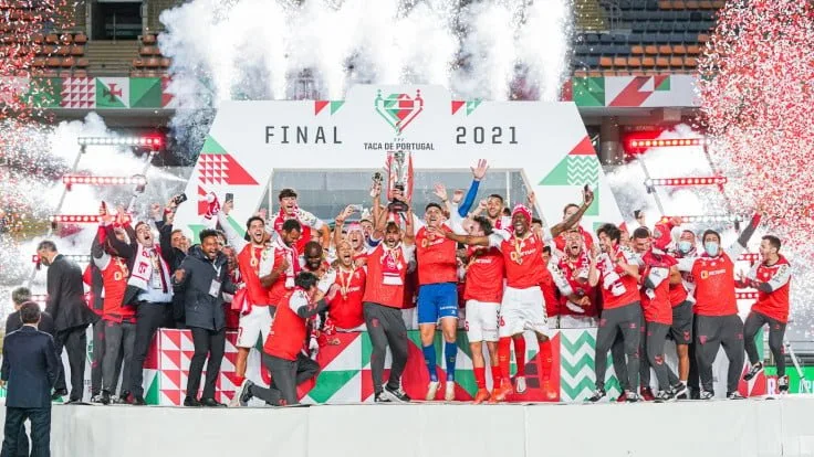 sc braga FocusFillWzczNiw0MTQsInkiLDM4XQ