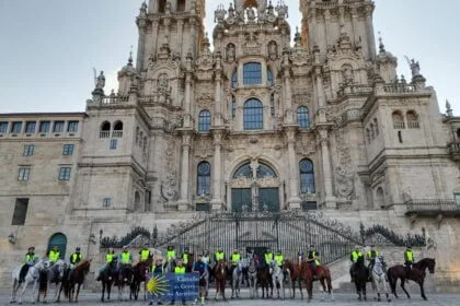 PEREGRINACAO CGA CAVALOS CHEGADA SANTIAGO 01