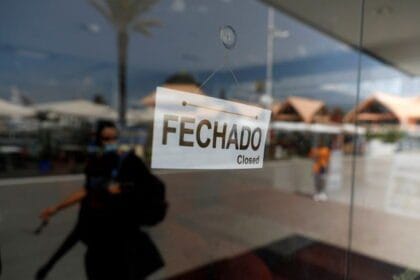 fechado insolvencia