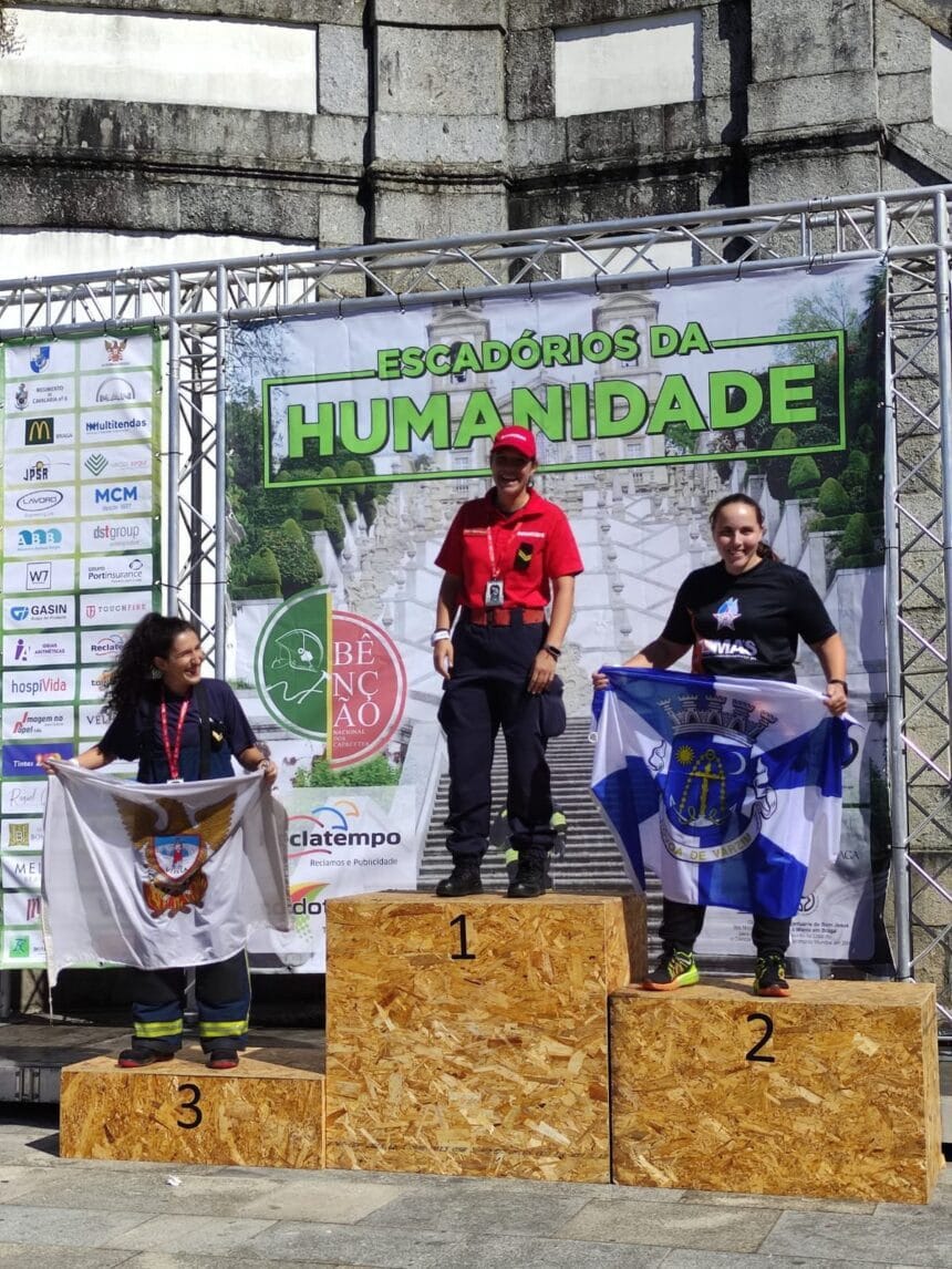 Bombeira de Esposende deu nas vistas nos Escadórios da Humanidade e trouxe uma medalha de ouro 308009893 5872922422729705 2099367688114721037 n