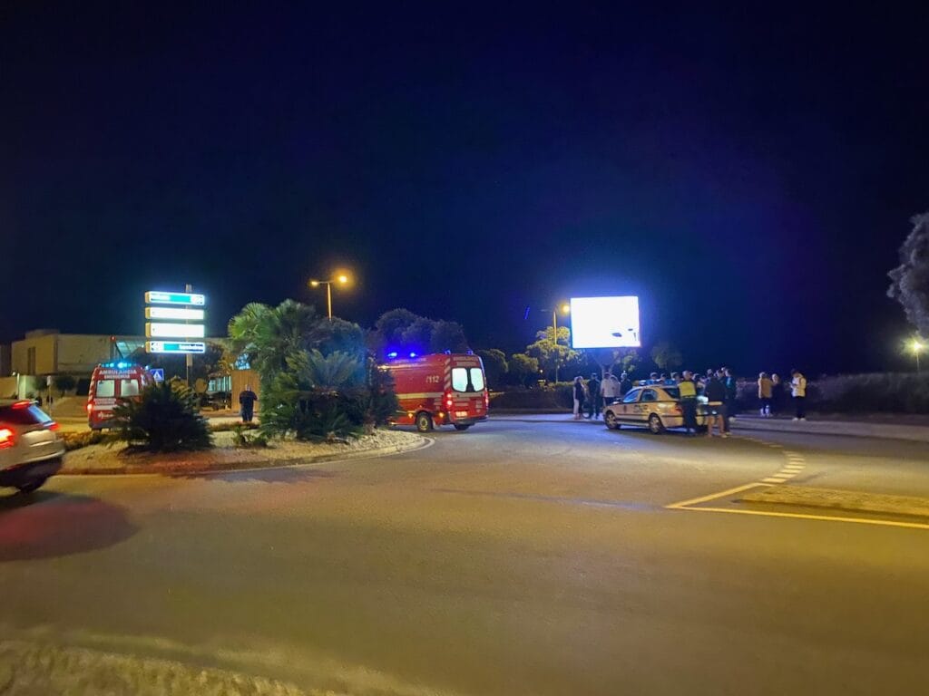 Acidente a envolver motociclo na Marginal de Esposende faz dois feridos acidente esposende marginal mota 1