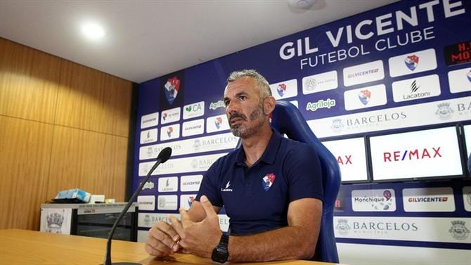Futebol: Ivo Vieira quer trazer pontos da Madeira ivovieira2 1