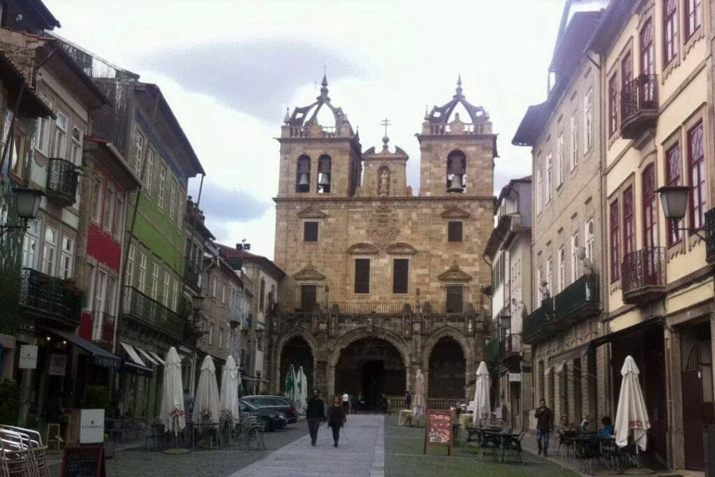 MANIFESTO CAMINHO GEIRA BRAGA SANTIAGO DOC01
