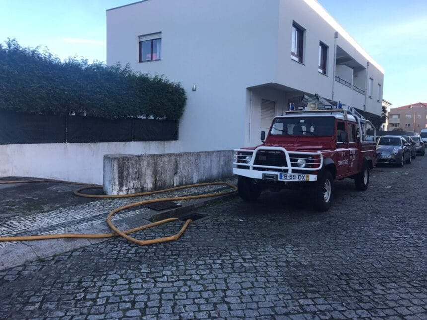 Ainda há socorro devido a inundações no centro da cidade de Esposende WhatsApp Image 2022 10 30 at 16.01.02