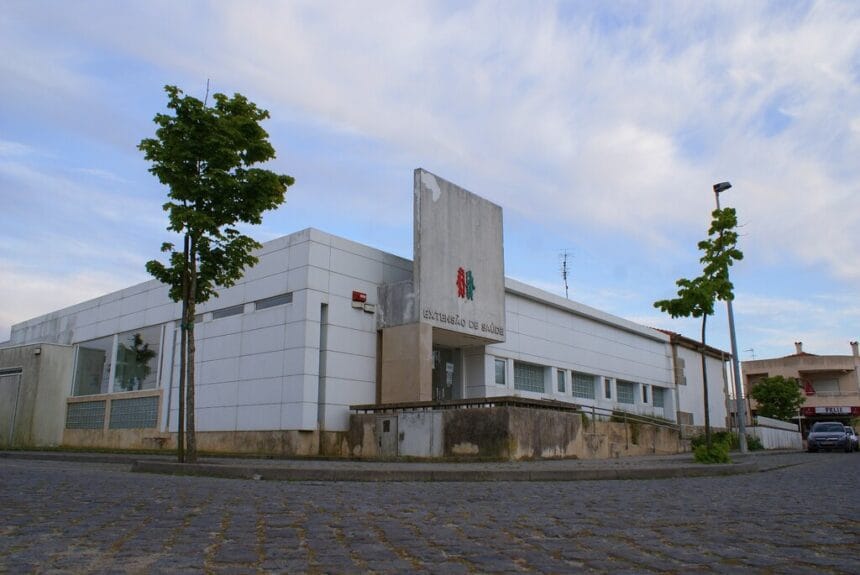 PCP questiona Governo sobre encerramento temporário da unidade de saúde de Apúlia Unidade de Saude Apulia