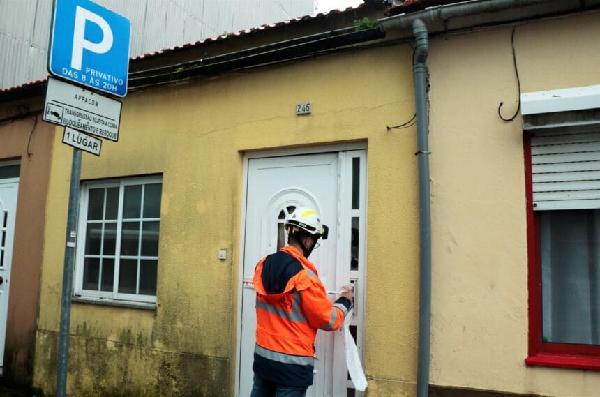 PJ: Mulher morre depois de filho ter incendiado a casa BD060605 4AFC 4D61 A711 13FBE55BEDF7