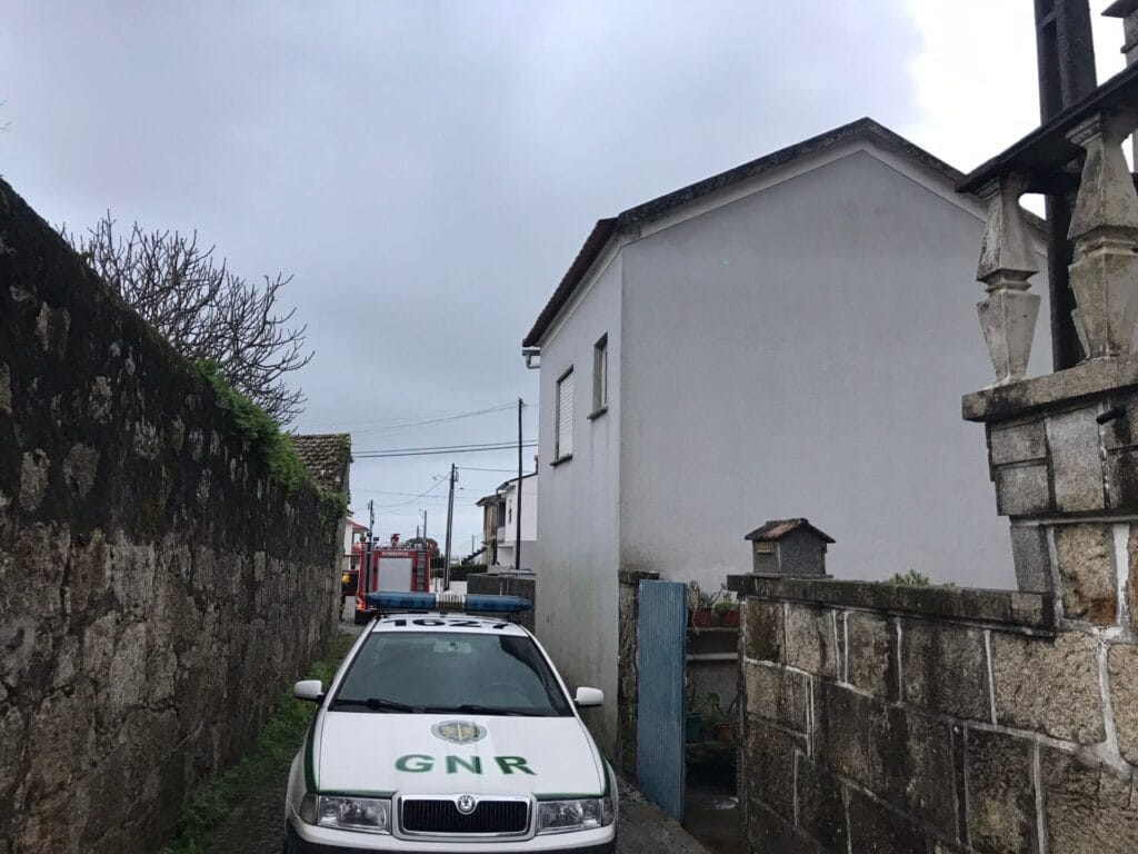 Esposende: Incêndio numa habitação em Mar causa vários danos WhatsApp Image 2022 11 17 at 08.13.01