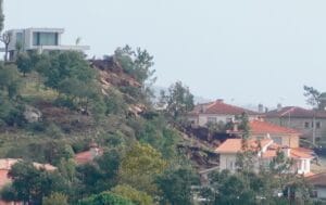 Câmara de Esposende diz que moradia afetada pela derrocada "se encontra licenciada" derrocada 49 1