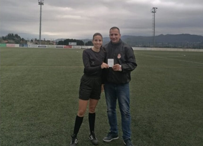 Futebol: SC Vianense só tinha seis jogadoras e a equipa de Esposende fez isto... Captura de ecra 2022 12 20 as 22.37.50