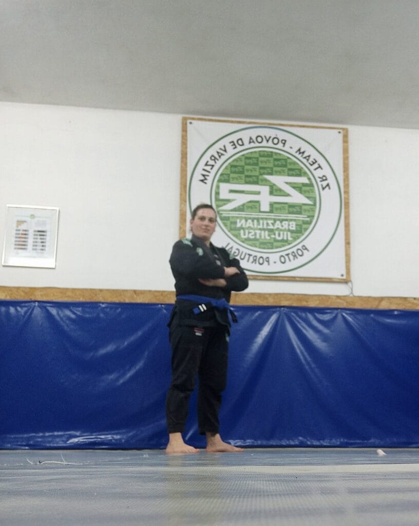 Artes Marciais: Ana Sofia Fontes em Paris para defender o nome de Esposende no Campeonato Europeu de Jiu-Jitsu WhatsApp Image 2023 01 17 at 10.03.24