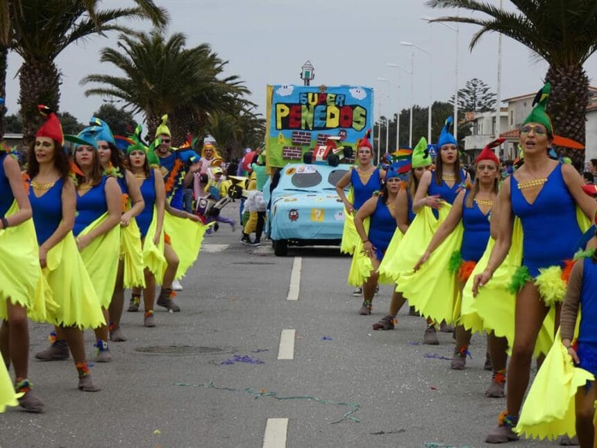Esposende: Veja aqui as 10 imagens que marcaram o Carnaval da cidade foz do Cávado 332457144 1359498244836561 2841798909361327144 n