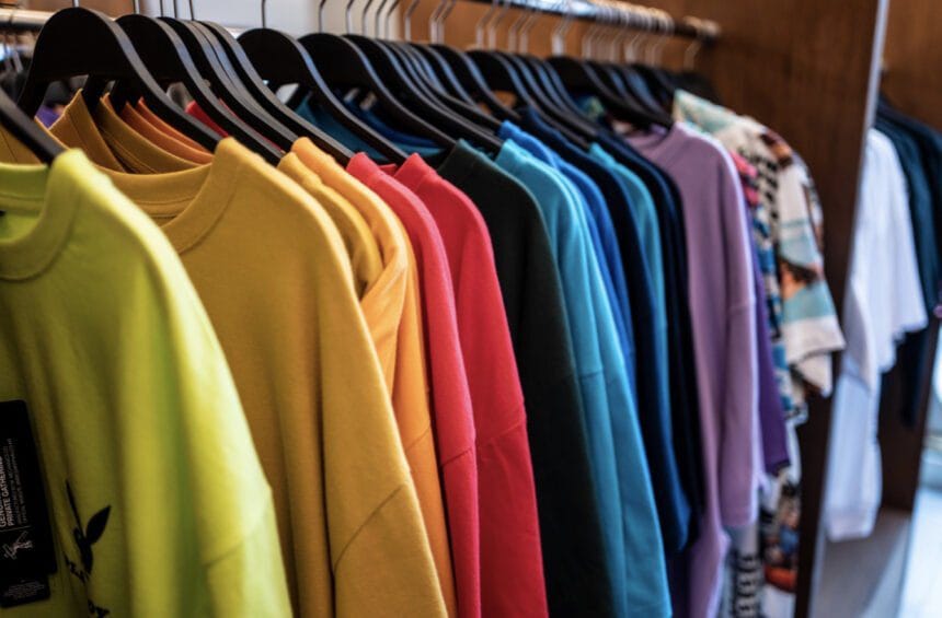 Color blocking: o que é e porque está na moda? Captura de ecra 2023 02 02 as 16.29.50