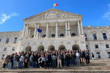 Parlamento 24fev