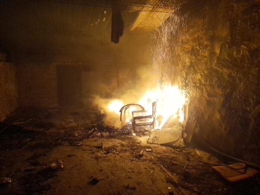 Braga: Duas casas devolutas arderam esta noite no espaço de duas horas em São Victor WhatsApp Image 2023 02 18 at 22.29.52