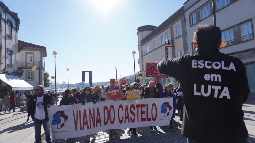 STOP estende pré-aviso de greve dos professores até 10 de março professores docentes