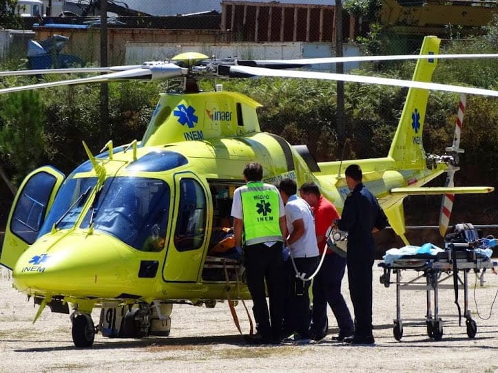 helicóptero do INEM Viana Criança