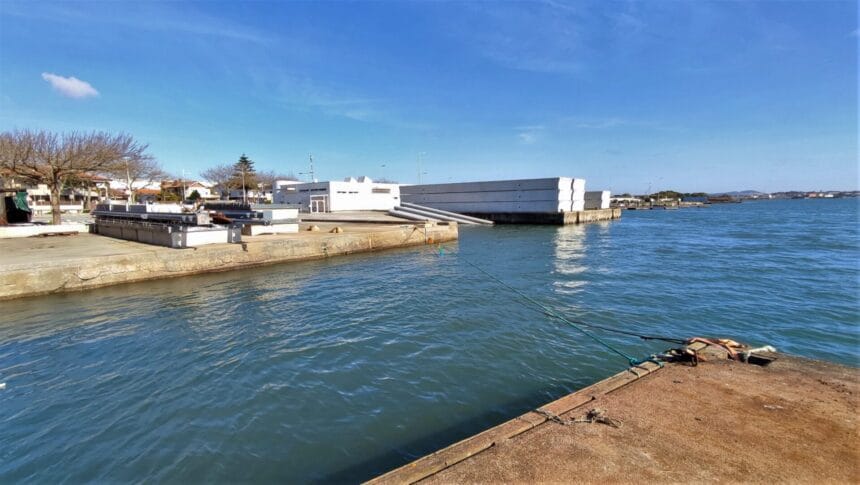 Esposende: Modernização da doca de pesca concluída com substituição do quebra-mar IMG 20230321 155706