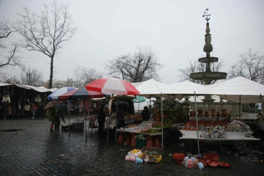 Barcelos: Transportes urbanos gratuitos e estacionamento à borla em dias de Feira Barcelos feira