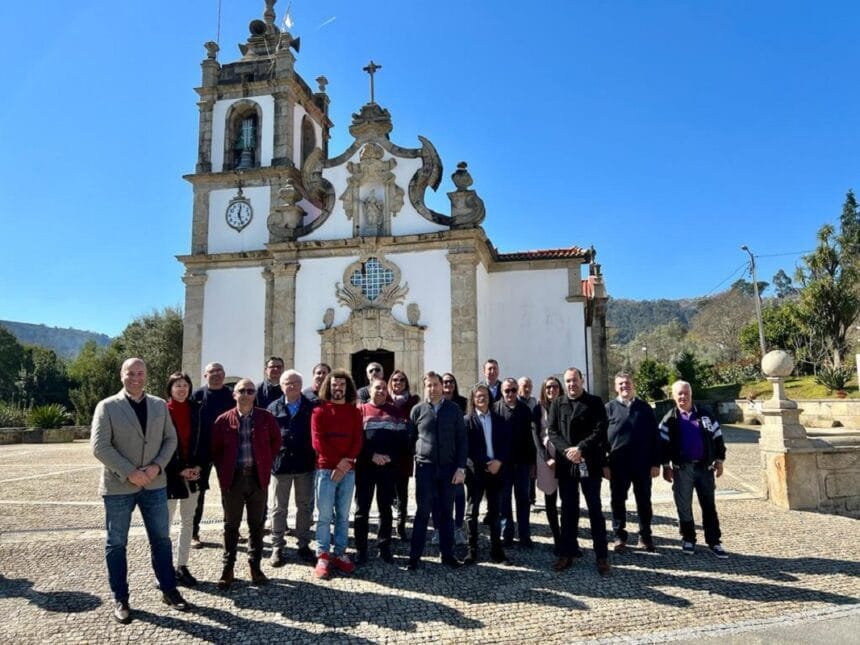 Arcos de Valdevez: Têm todas o nome de Rio Moinhos e juntaram-se para preparar encontro nacional Rio de Moinhos Arcos de Valdevez