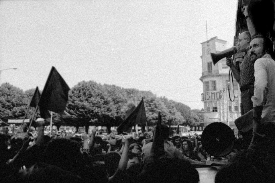 Braga: Fotografias de José Delgado mostram os dias pós 25 de abril na capital do Minho 10259869 649907558409509 3159474060506762966 n