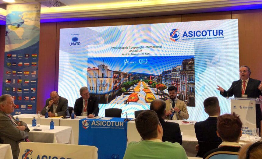 ASICOTUR