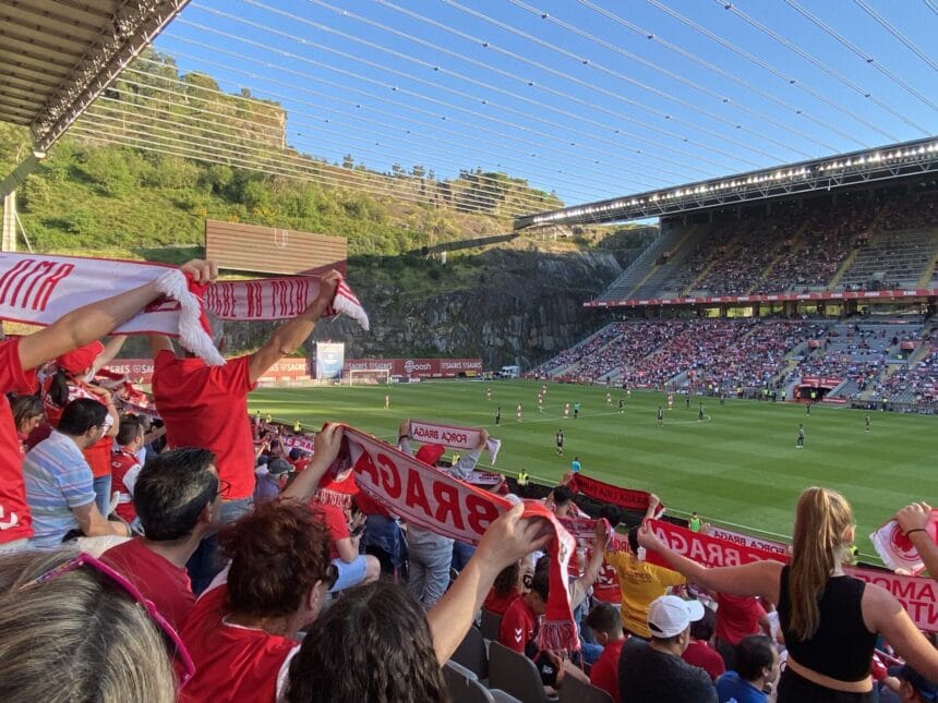 Futebol: SC Braga bate Gil e acende chama do título IMG 8184