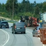 acidente na bela na EN202 em Moncao com camião cisterna