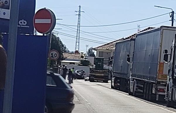 colisao carro 1