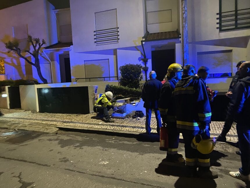 Esposende: Violento acidente provoca fuga de gás na rua 27 de Maio fuga gas 2