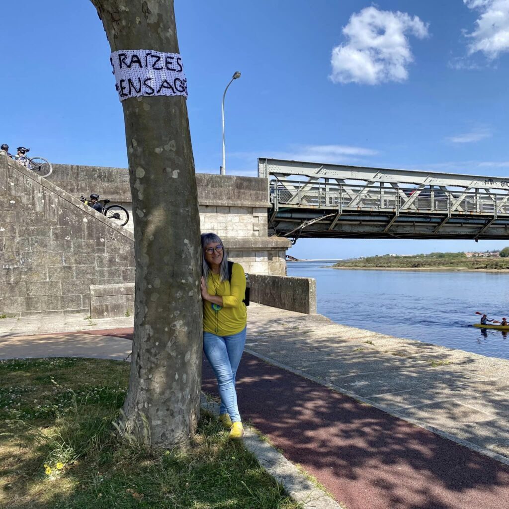 Esposende: Fangueiros abraçam "vida secreta das árvores" com mantas de croché 348285903 952423952677463 489571425908539138 n 1