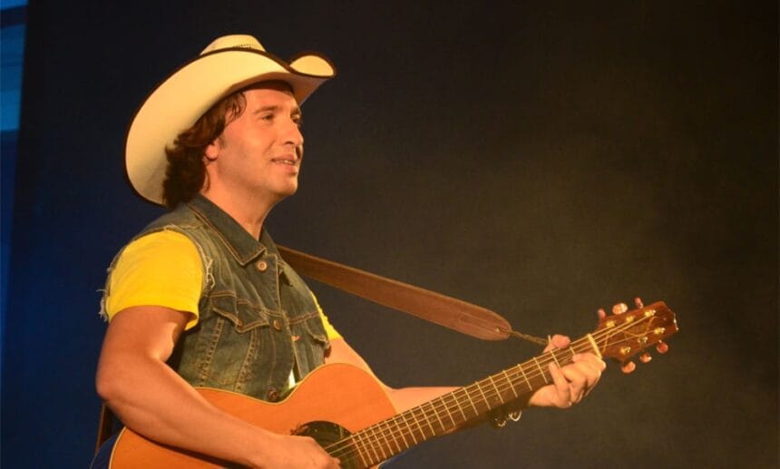 Braga: Zé Amaro celebra 15 anos de carreira no Altice Forum Zé amaro cantor