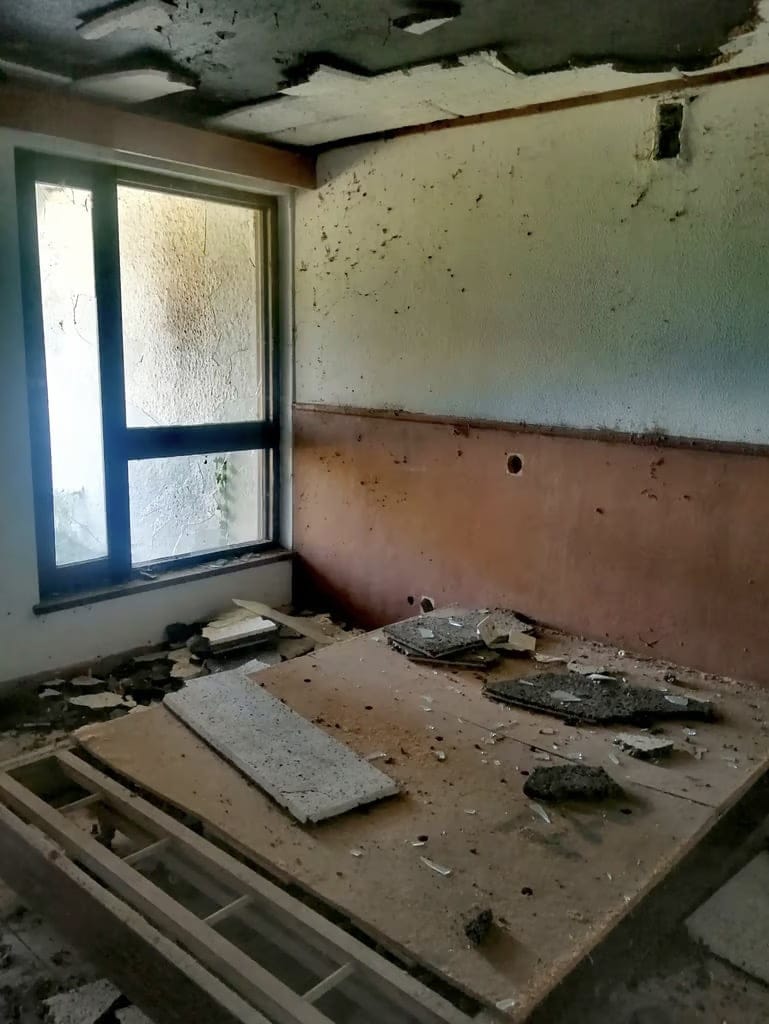 Biba Ofir Abandonado