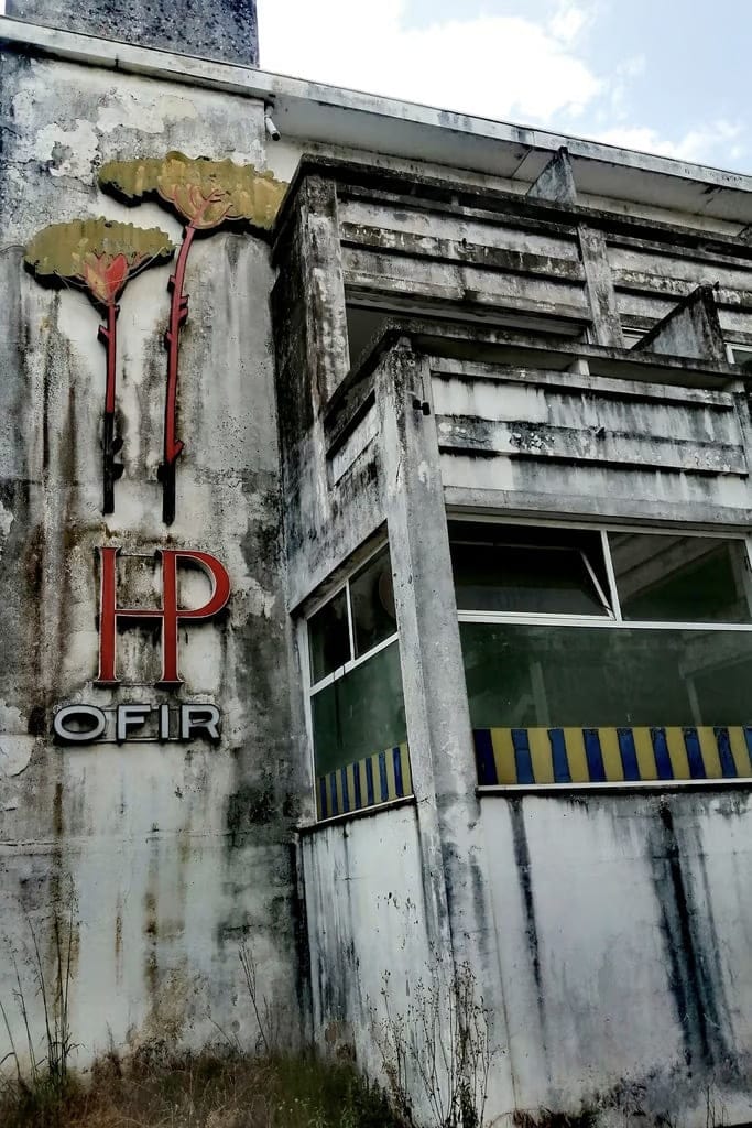 Biba Ofir Abandonado
