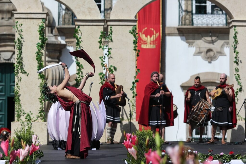 Braga: Deuses já acompanham do céu os romanos da Bracara Augusta. Veja as fotos incríveis Bracara Augusta 19