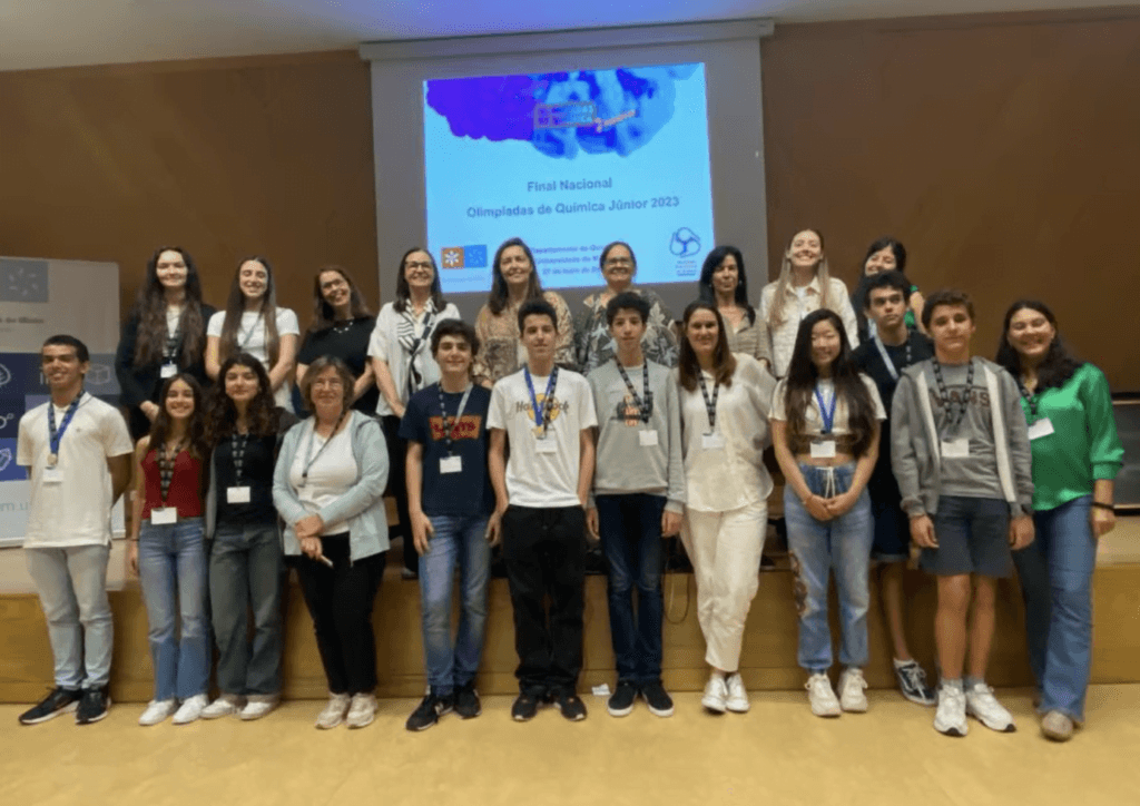 Braga: Equipa do Colégio D. Diogo de Sousa vence Olimpíadas da Química Olimpiadas da QUimica