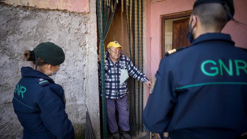 Esposende: Ministro não ficou indiferente a projeto "único" do Município para acompanhar idosos gnr idosos