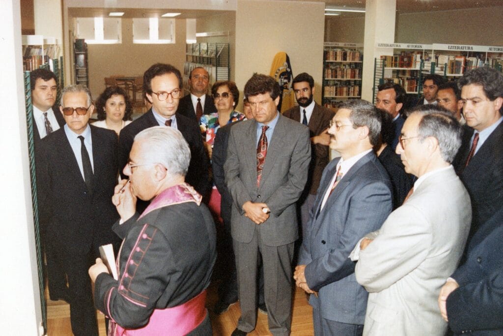 Esposende: Veja aqui 22 fotos raras. São parte de espólio de 500 imagens e que valeu distinção Inauguração Biblioteca 1992