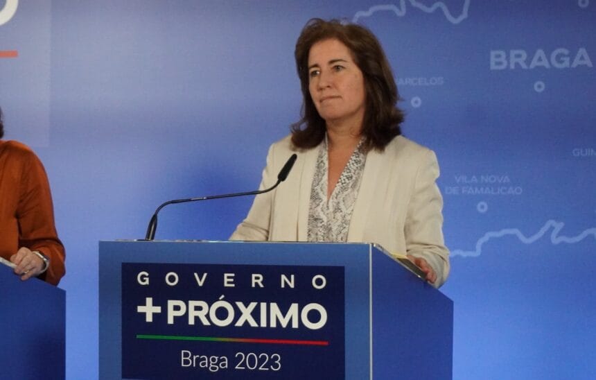 Braga: Governo aprova alterações às licenças e subsídios de parentalidade Ministra do Trabalho