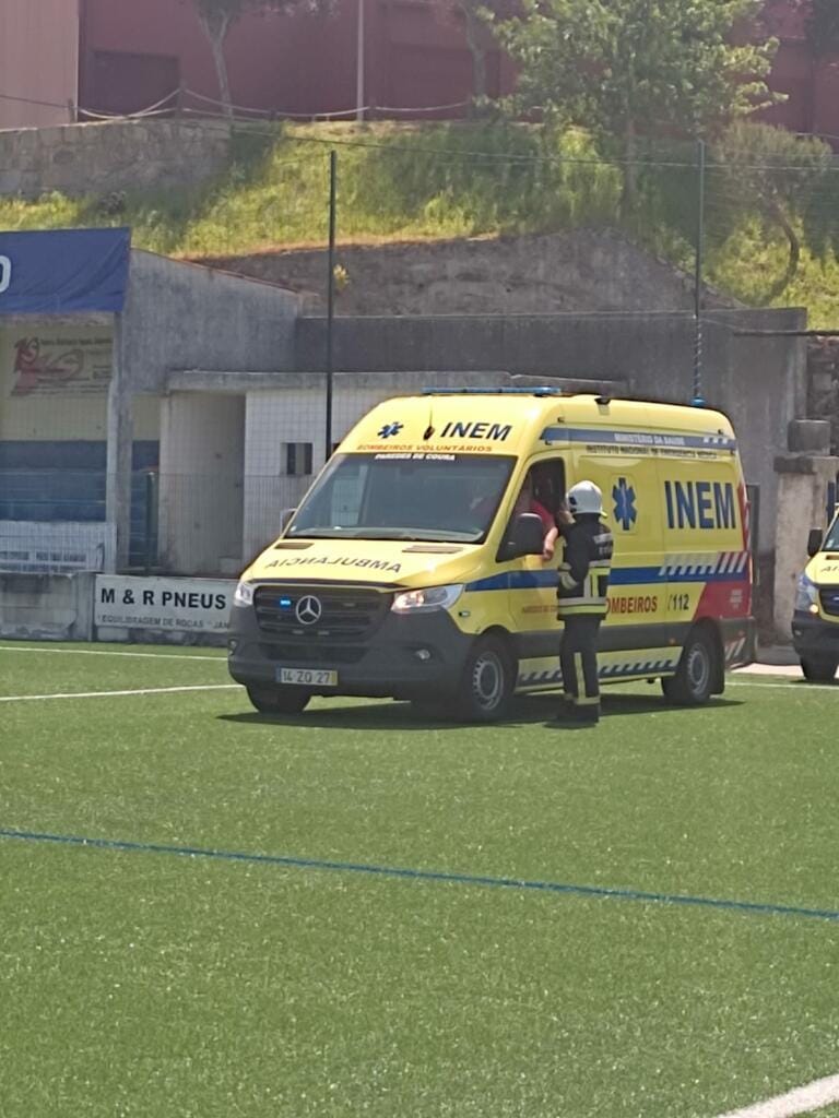 Minho: Acidente de trabalho faz um ferido grave em Paredes de Coura couraheli1