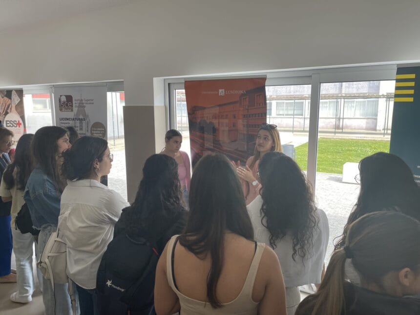 Esposende: Mostra educativa do Ensino Superior captou 330 alunos na Henrique Medina mostra de ensino superior