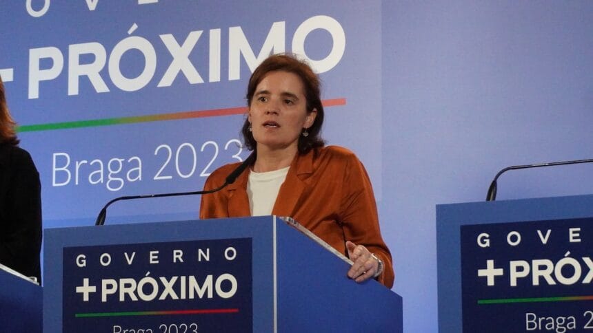Mariana da Silva erosao costeira