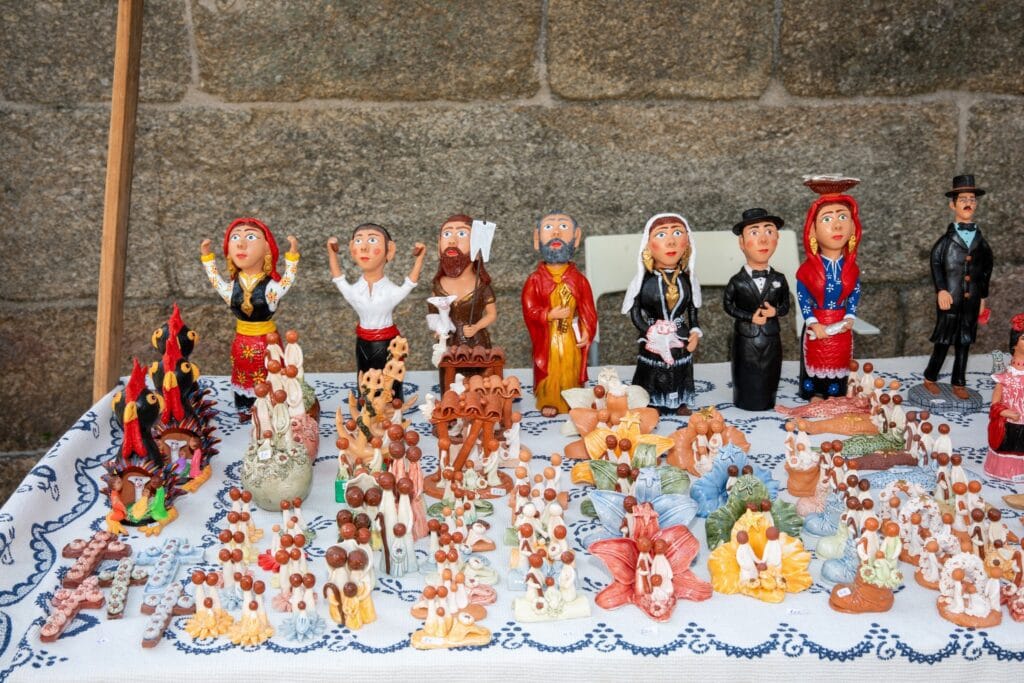 Barcelos: É quinta-feira logo é dia de artesanato na rua com fabrico ao vivo 355909846 644035351095910 6254631852406030294 n