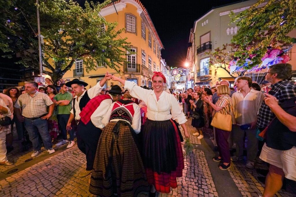 Braga: Esquece tudo. As imagens incríveis da noite de São João São João Braga