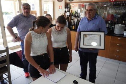 Menu em braille em Esposende Márcia e Sara SC Braga